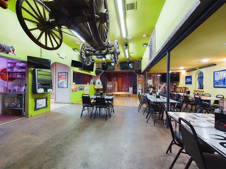 More Photos Of 4512 E M-21, Corunna Restaurant For Sale