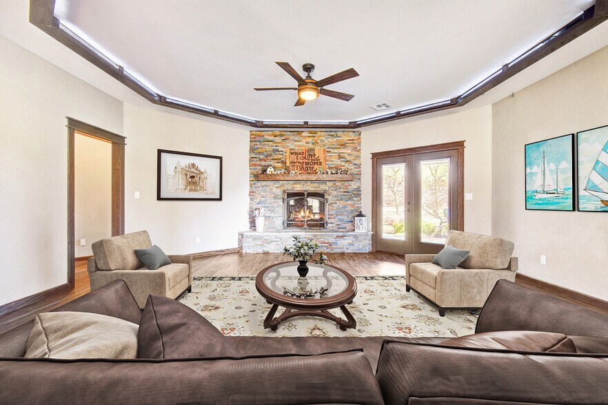 More Photos Of 4748 N 4318, Pryor Flex For Sale