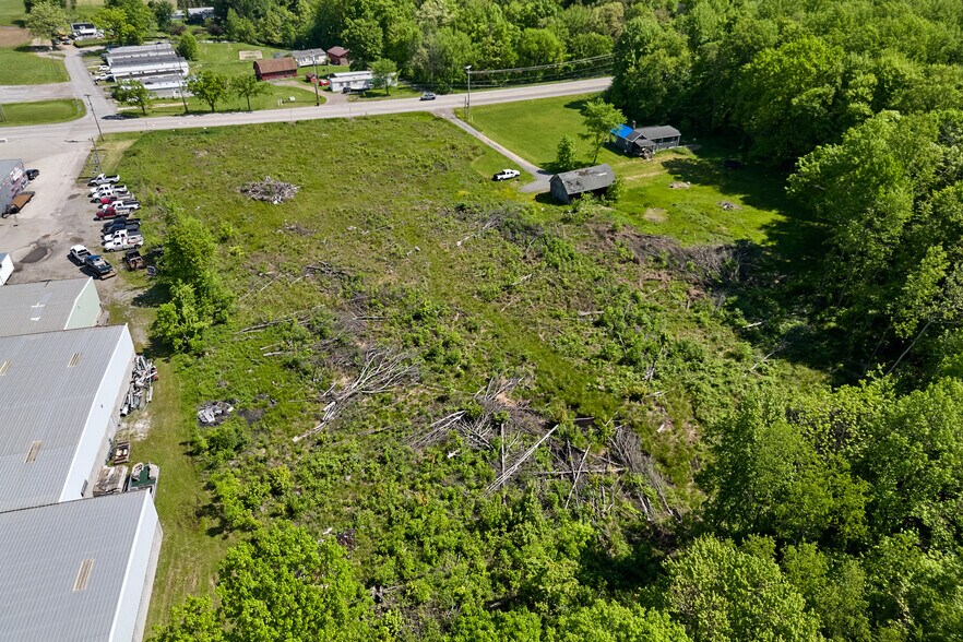 More Photos Of 7464 Sharon Mercer Rd, Mercer General Retail For Sale