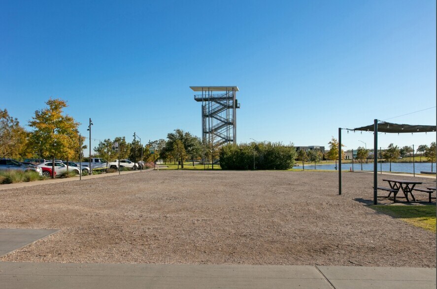 More Photos Of 4113 Lake Atlas Dr, Bryan General Retail For Lease