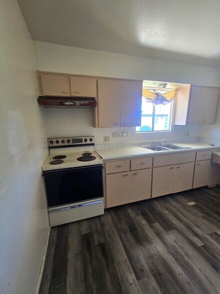 More Photos Of 2140 W Heatherbrae Dr, Phoenix Apartments For Sale