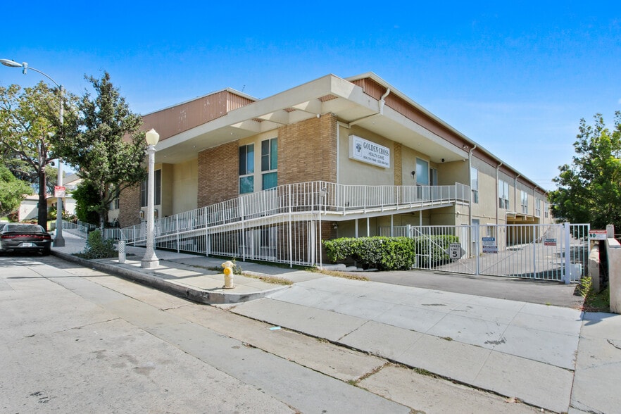 More Photos Of 1450 N Fair Oaks Ave, Pasadena Assisted Living For Sale