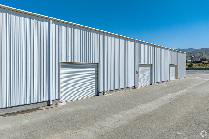 More Photos Of 9802 Lone Star Rd, San Diego Warehouse For Lease