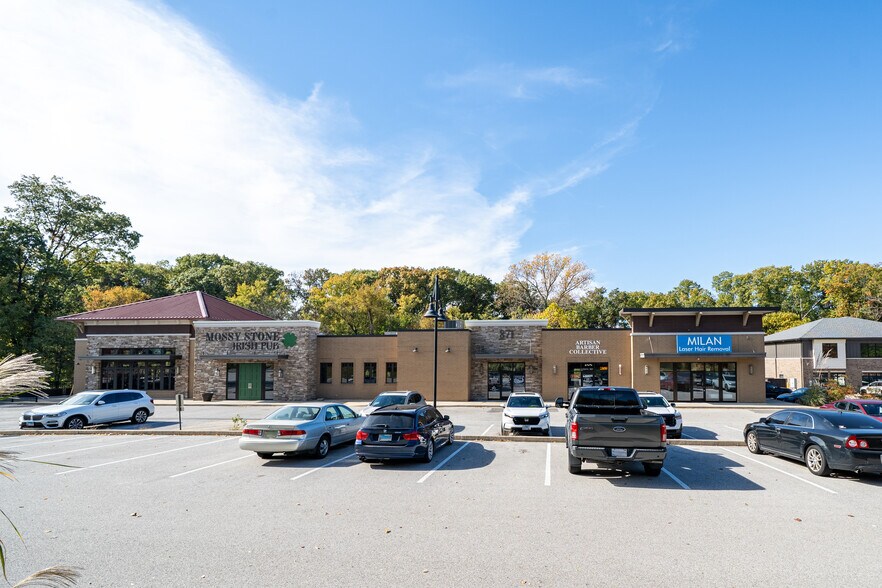 More Photos Of 871 S Arbor Vitae, Edwardsville General Retail For Lease