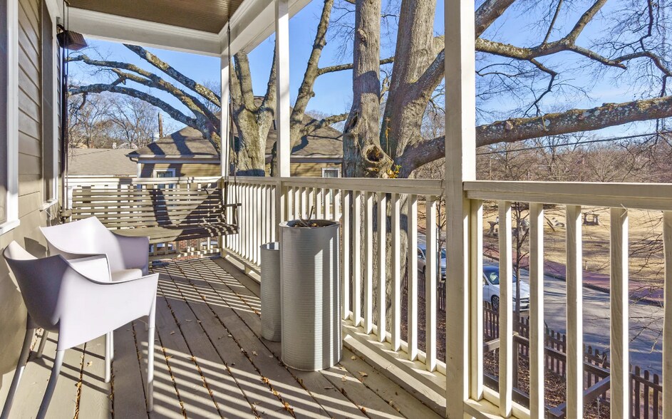 More Photos Of 692 Kirkwood Ave SE, Atlanta Storefront Retail Residential For Sale