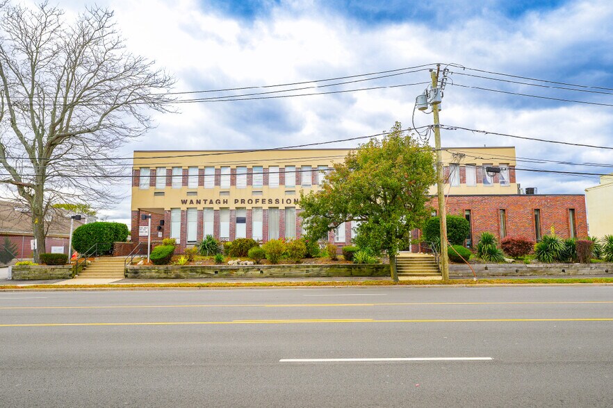 More Photos Of 1228 Wantagh Ave, Wantagh Medical For Sale