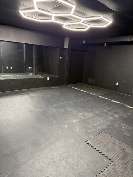 More Photos Of 1351 Route 38, Hainesport Unknown For Lease