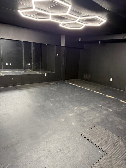 More Photos Of 1351 Route 38, Hainesport Unknown For Lease
