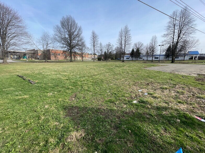 More Photos Of 339 S Hermitage Rd, Hermitage Land For Lease