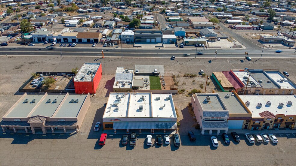 More Photos Of 832 Gemstone Ave, Bullhead City Restaurant For Sale