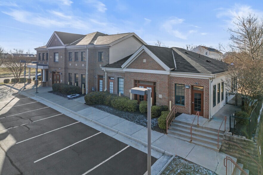 More Photos Of 42851 Smallwood Ter, Chantilly Daycare Center For Sale