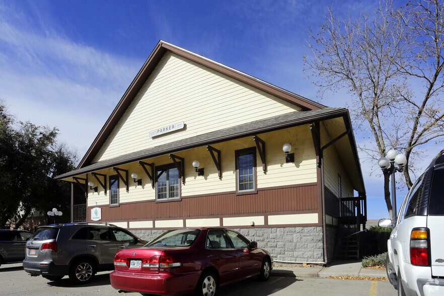 More Photos Of 11027 S Pikes Peak Dr, Parker Office For Lease