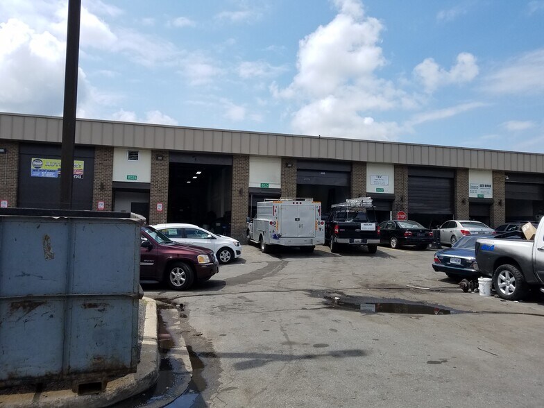 More Photos Of 8000-8032 Fernham Ln, Forestville Warehouse For Lease
