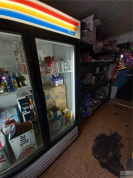 More Photos Of 114 Main St, Roundup Casino For Sale