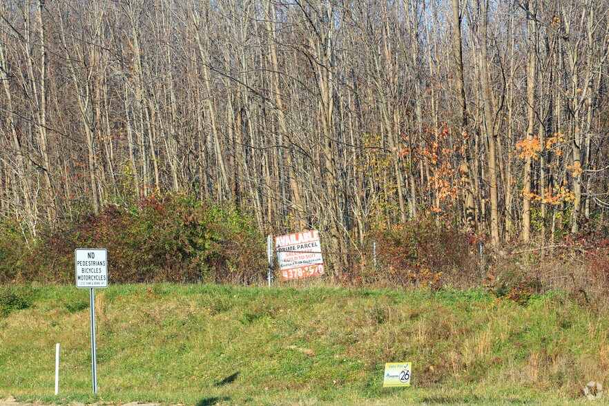 More Photos Of 17808 Ravenna Rd, Auburn Twp Land For Lease