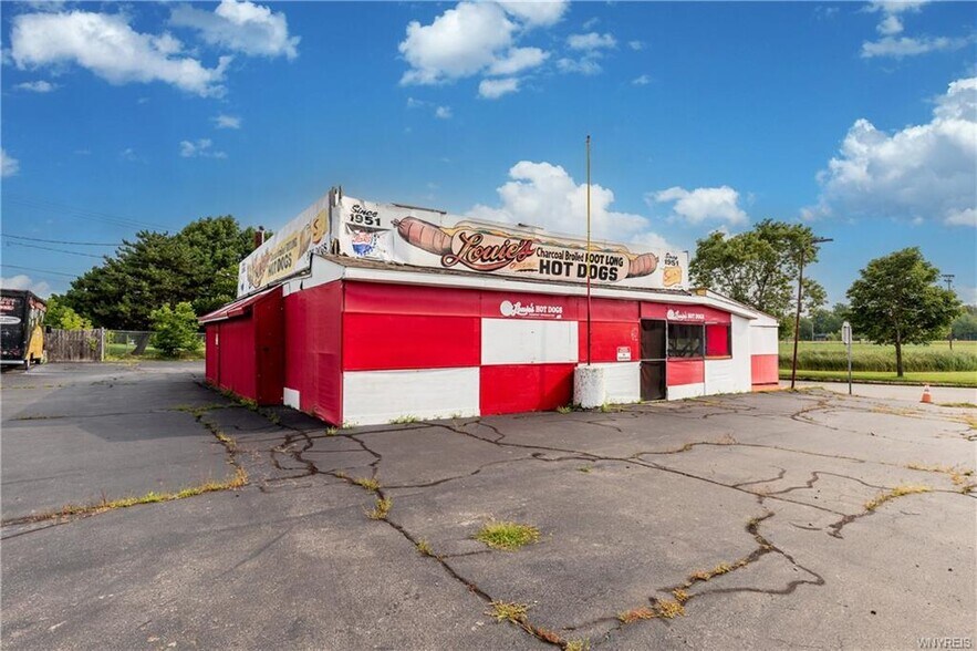 More Photos Of 69 Grand Island Blvd, Tonawanda Fast Food For Sale