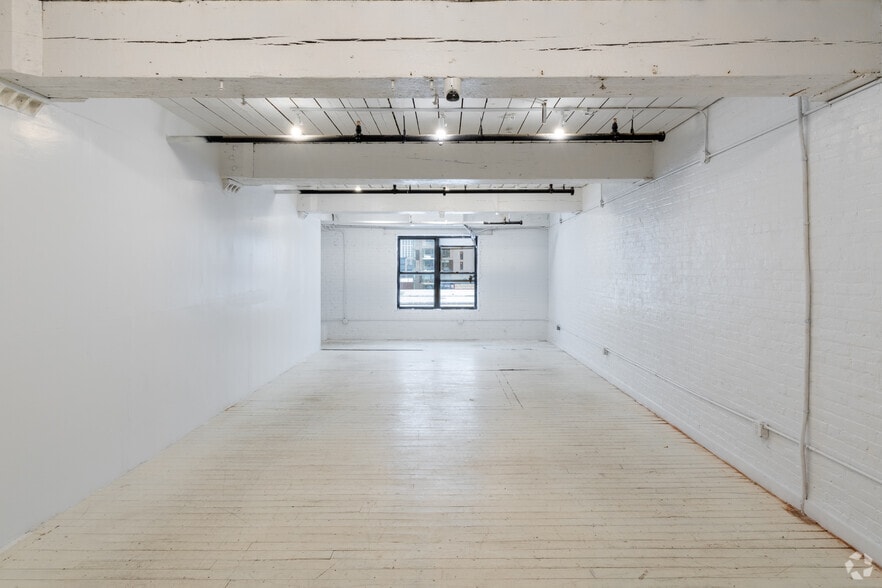 More Photos Of 61-67 West St, Brooklyn Office For Lease