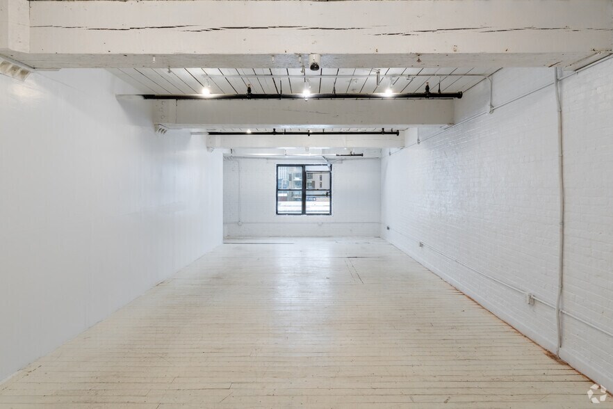 More Photos Of 61-67 West St, Brooklyn Office For Lease