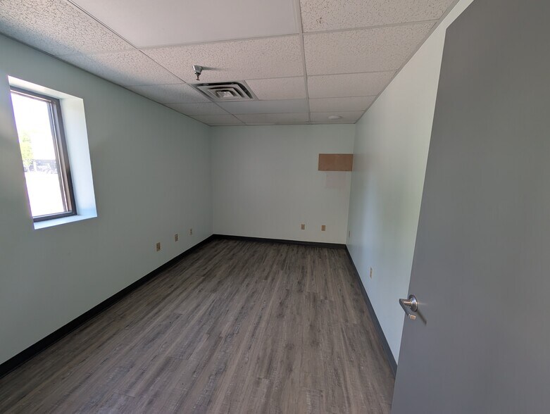 More Photos Of 4737 Adams Rd, Hixson Light Manufacturing For Lease