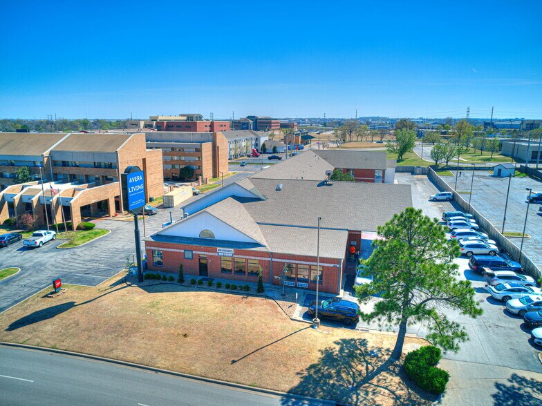 More Photos Of 3211 S 79th East Ave, Tulsa Apartments For Sale
