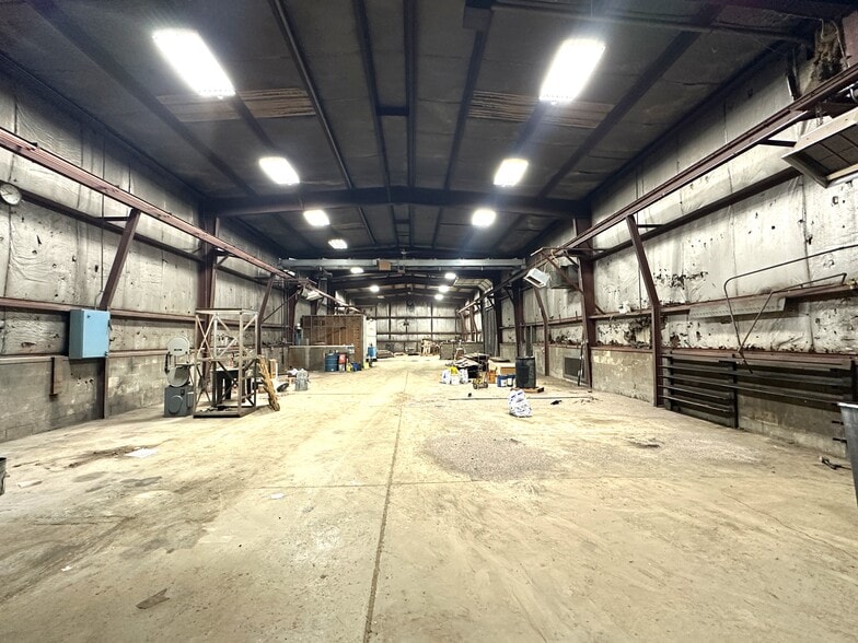 More Photos Of 3731 W Alexandersville Bellbrook Rd, Dayton Warehouse For Sale