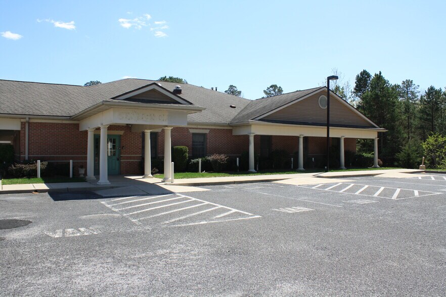 More Photos Of 76 W Jimmie Leeds Rd, Galloway Medical For Lease