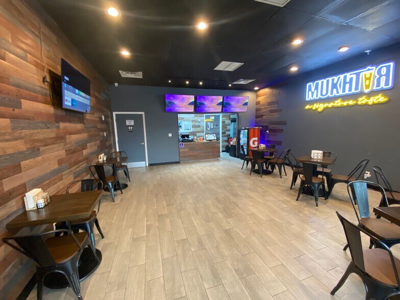 More Photos Of 9545 Reseda Blvd, Northridge Storefront For Lease