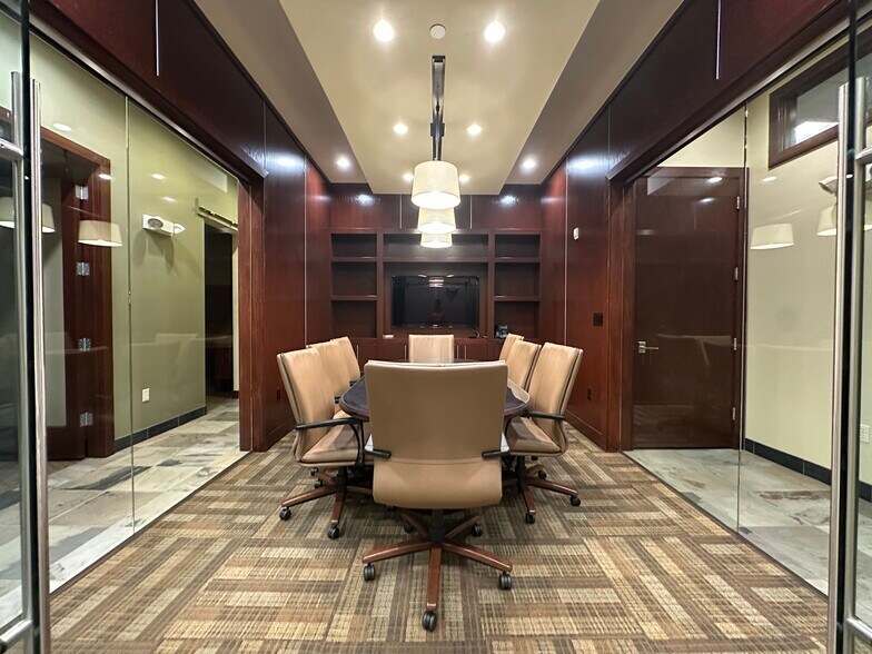 More Photos Of 10463 Park Meadows Dr, Littleton Medical For Sale