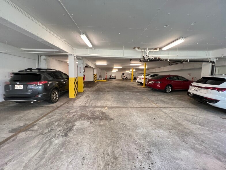 More Photos Of 3160 Waialae Ave, Honolulu Loft Creative Space For Sale
