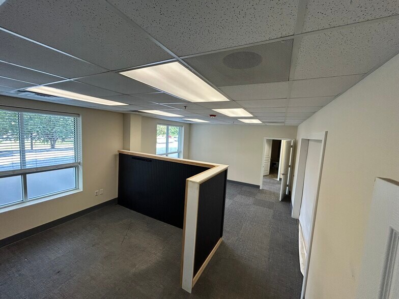 More Photos Of 1821 Wren Tpke, Gastonia Light Distribution For Lease