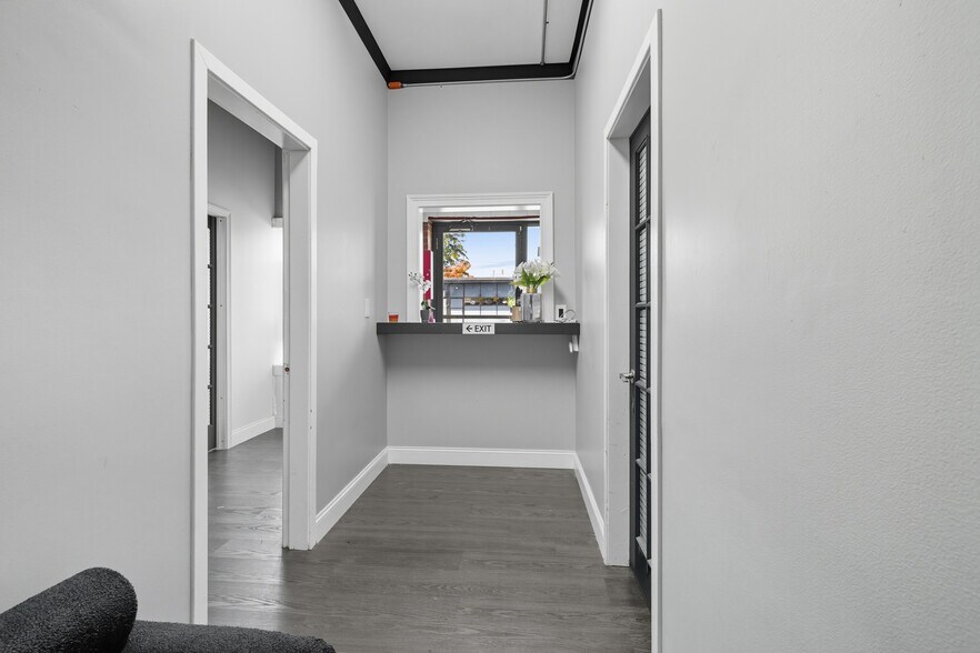 More Photos Of 1043-1045 Charles St, Providence Storefront Retail Residential For Sale