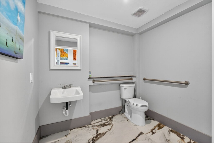 More Photos Of 1133 W Atlantic Ave, Delray Beach Auto Repair For Lease