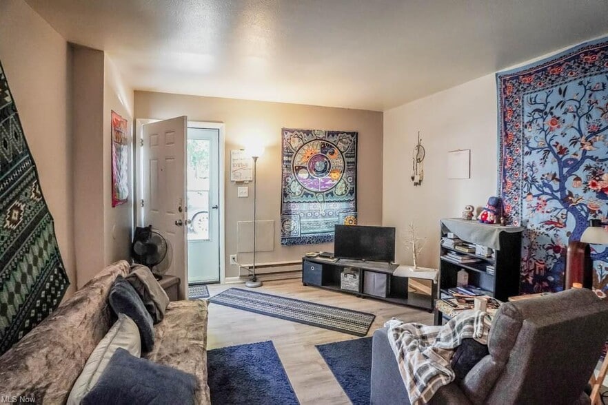 More Photos Of 330-352 Silver St, Akron Apartments For Sale