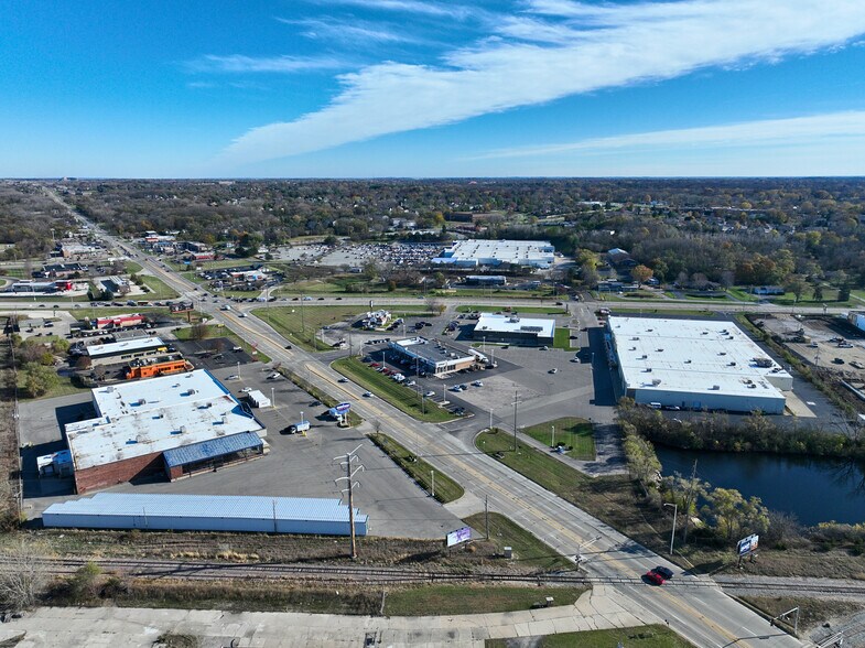 More Photos Of 1500-1502 E Riverside Blvd, Loves Park Unknown For Lease