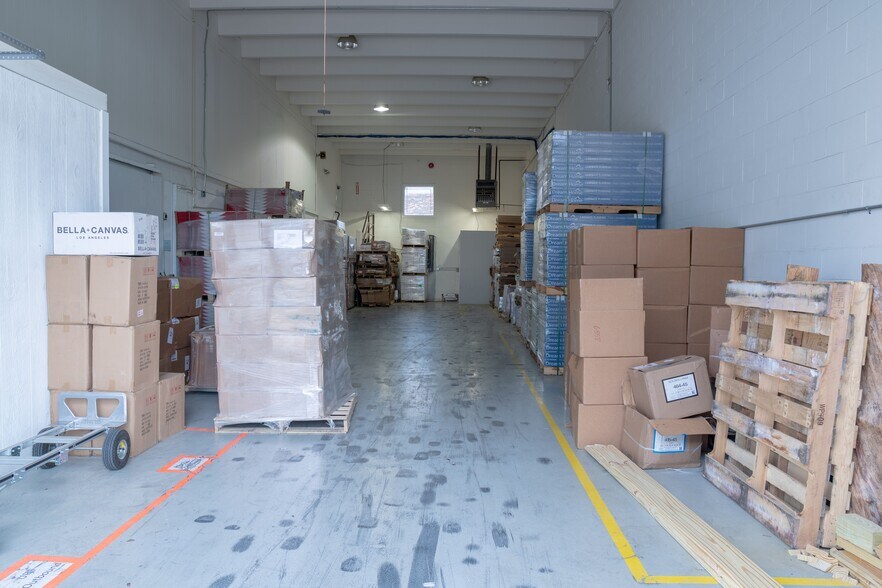 More Photos Of 385-387 Industrial Dr, Mount Juliet Warehouse For Lease