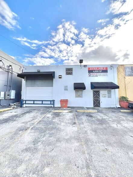 More Photos Of 1680 W 33rd Pl, Hialeah Industrial For Sale
