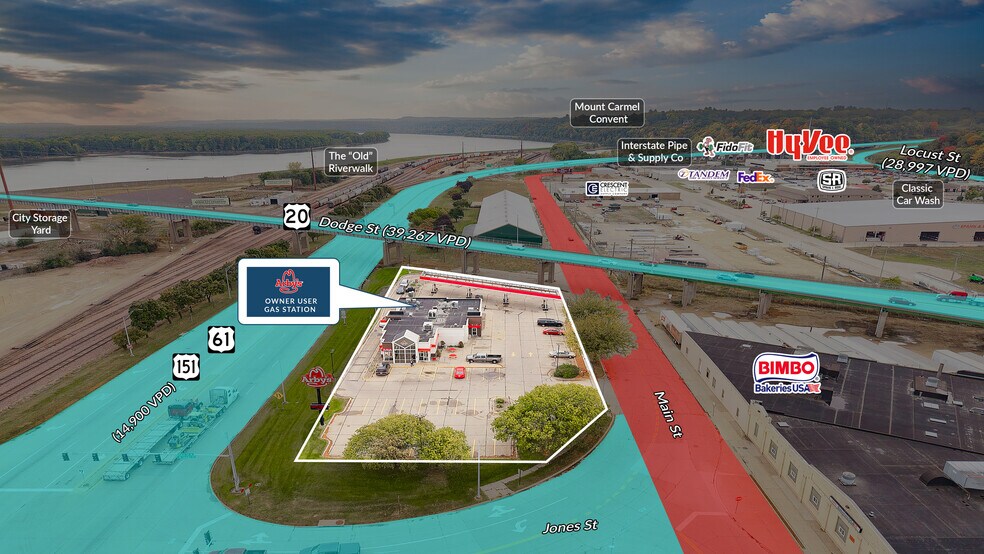 More Photos Of 10 Main St, Dubuque Storefront For Sale