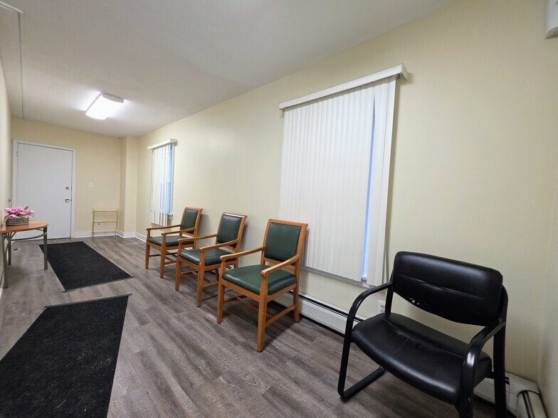 More Photos Of 3125 Main St, Buffalo Office For Sale