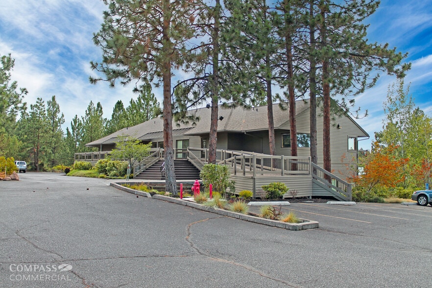 Primary Photo Of 19800-19875 Village Office Ct, Bend Office For Lease