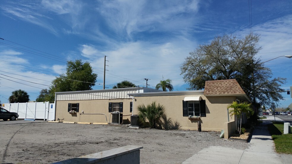 More Photos Of 712-728 E Venice Ave, Venice Medical For Sale