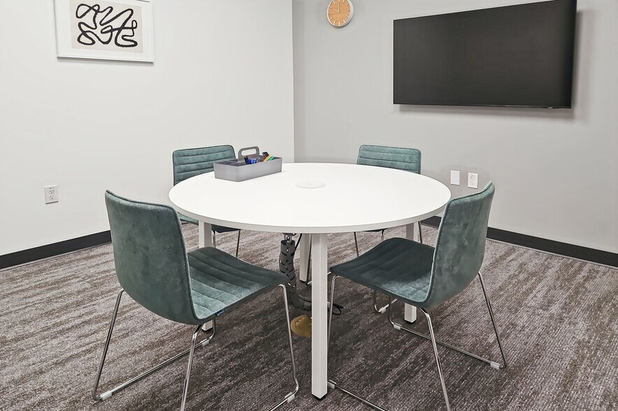 More Photos Of 6710 N Scottsdale Rd, Scottsdale Coworking Space