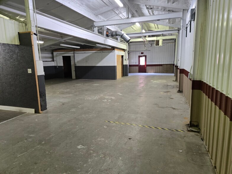 More Photos Of 4406 New Haven Ave, Fort Wayne Industrial For Lease