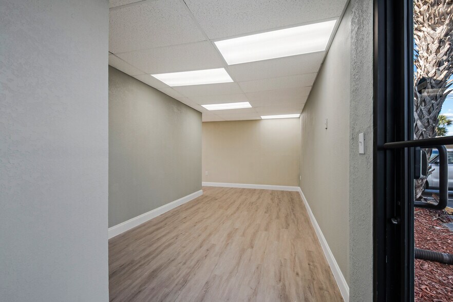 More Photos Of 440 Plumosa Ave, Casselberry Warehouse For Lease