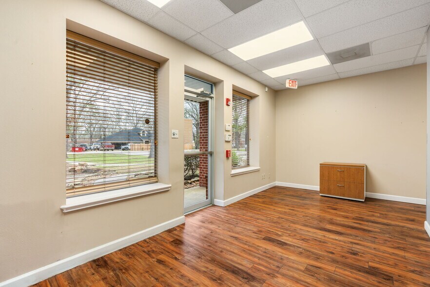 More Photos Of 2200 Sciaaca Rd, Spring Office For Sale