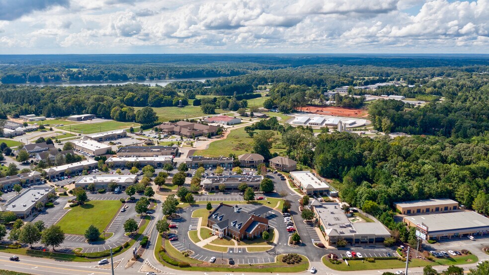 More Photos Of 112 Harmony Crossing, Eatonton Medical For Lease