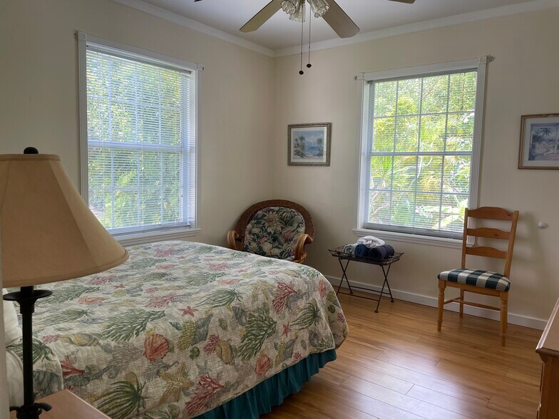 More Photos Of 21544 Overseas Hwy, Cudjoe Key Hotel For Sale