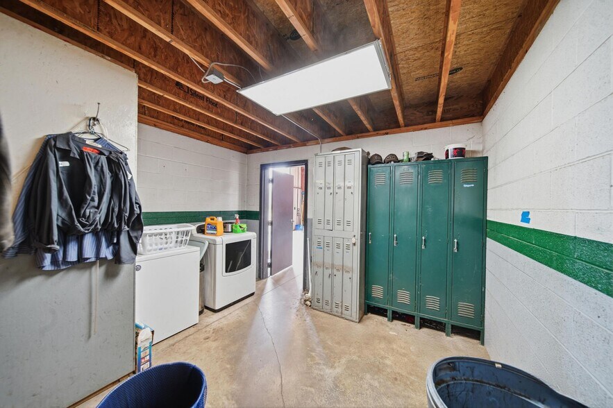 More Photos Of 4849 W Lake Rd, Dunkirk Office For Sale