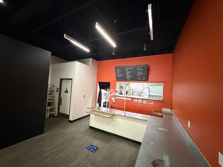 More Photos Of 331 E Weber Ave, Stockton Freestanding For Lease