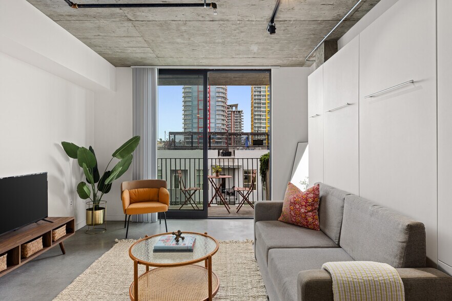 More Photos Of 454 13th St, San Diego Apartments For Sale