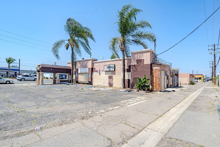 More Photos Of 10712 Beach Blvd, Stanton Restaurant For Sale